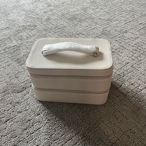 Elegant Cream Jewelry Box